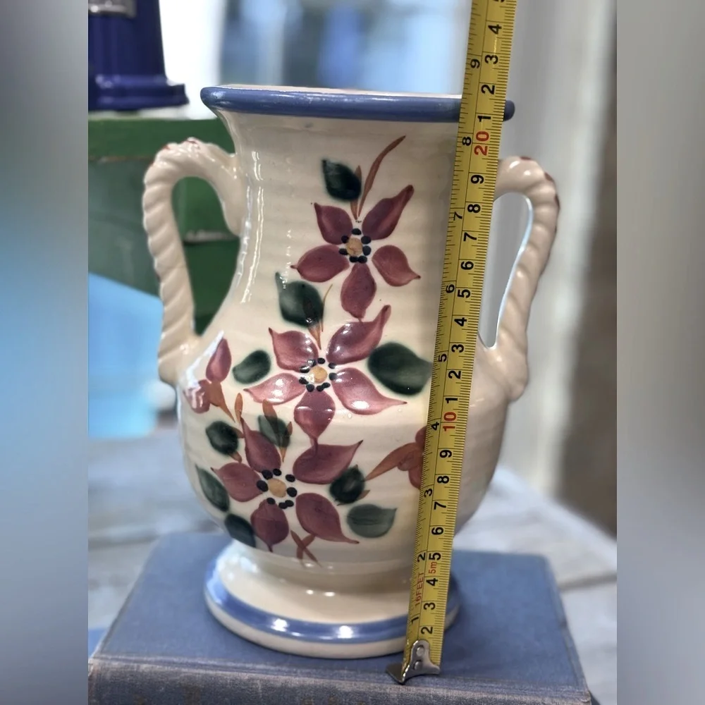 Antique Roseville Pottery Vase. 8.5” Old Colony. Vintage 1940s. Floral EUC